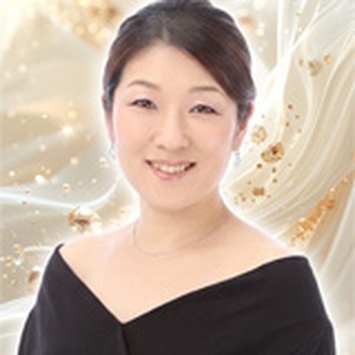 青山瑠輝愛