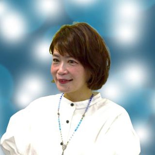 右京三以子
